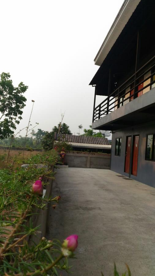 Bedtime Story Hotel Mae Sai Exterior photo